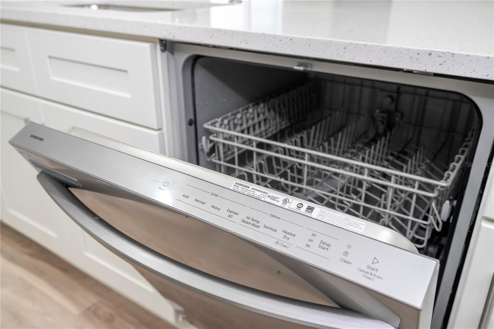 MARION OAKS UN 5 - Residential