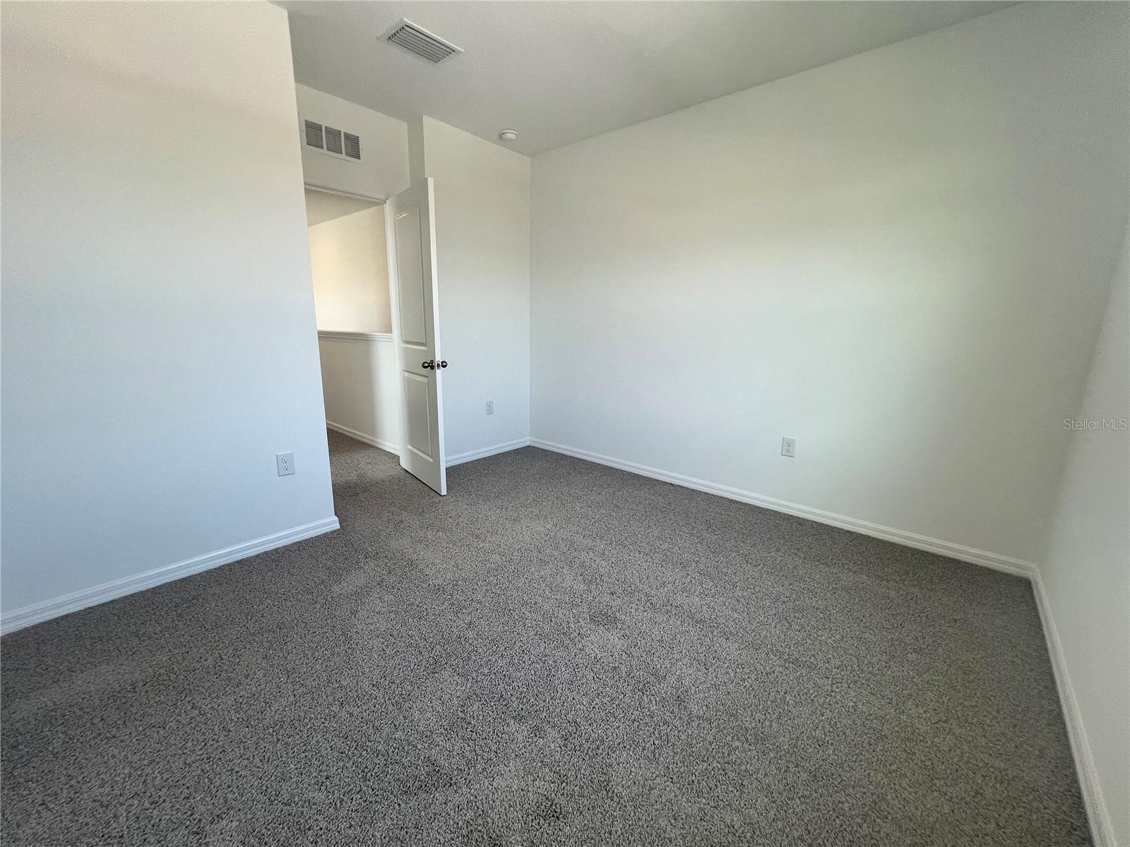 MANGROVE POINT PHASE 1 LOT 1 - Residential Lease