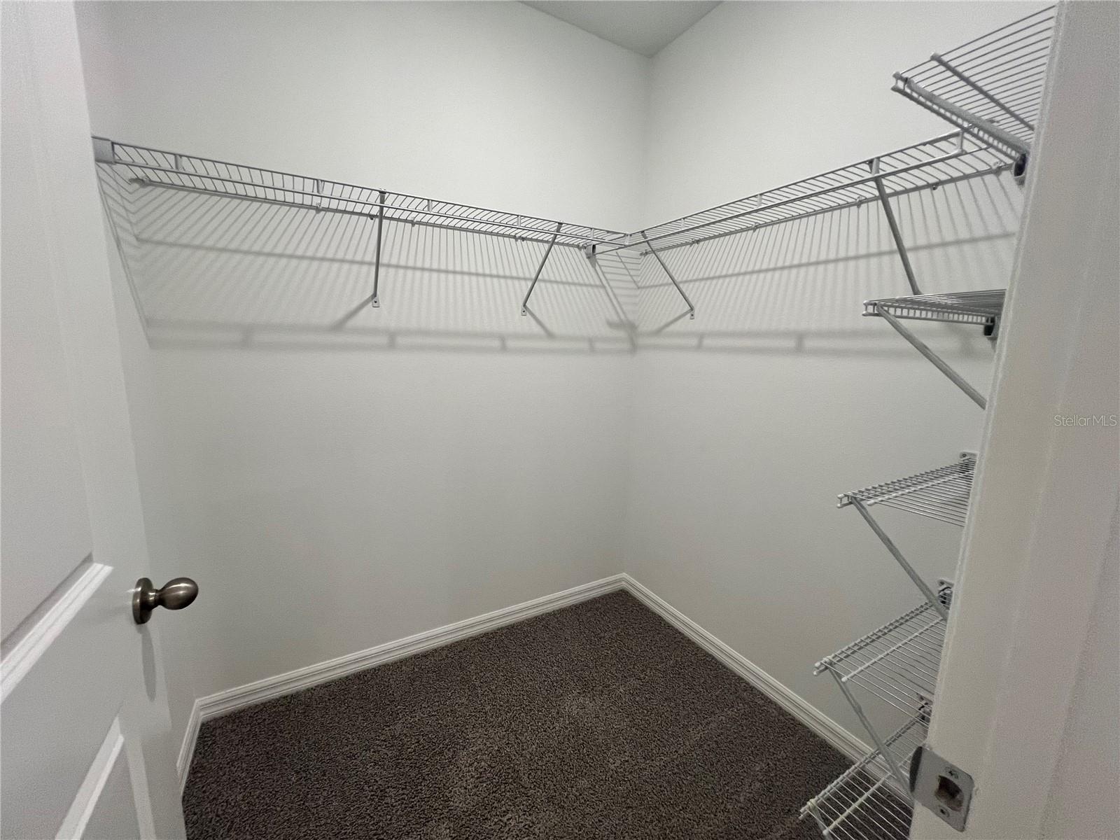 MANGROVE POINT PHASE 1 LOT 1 - Residential Lease