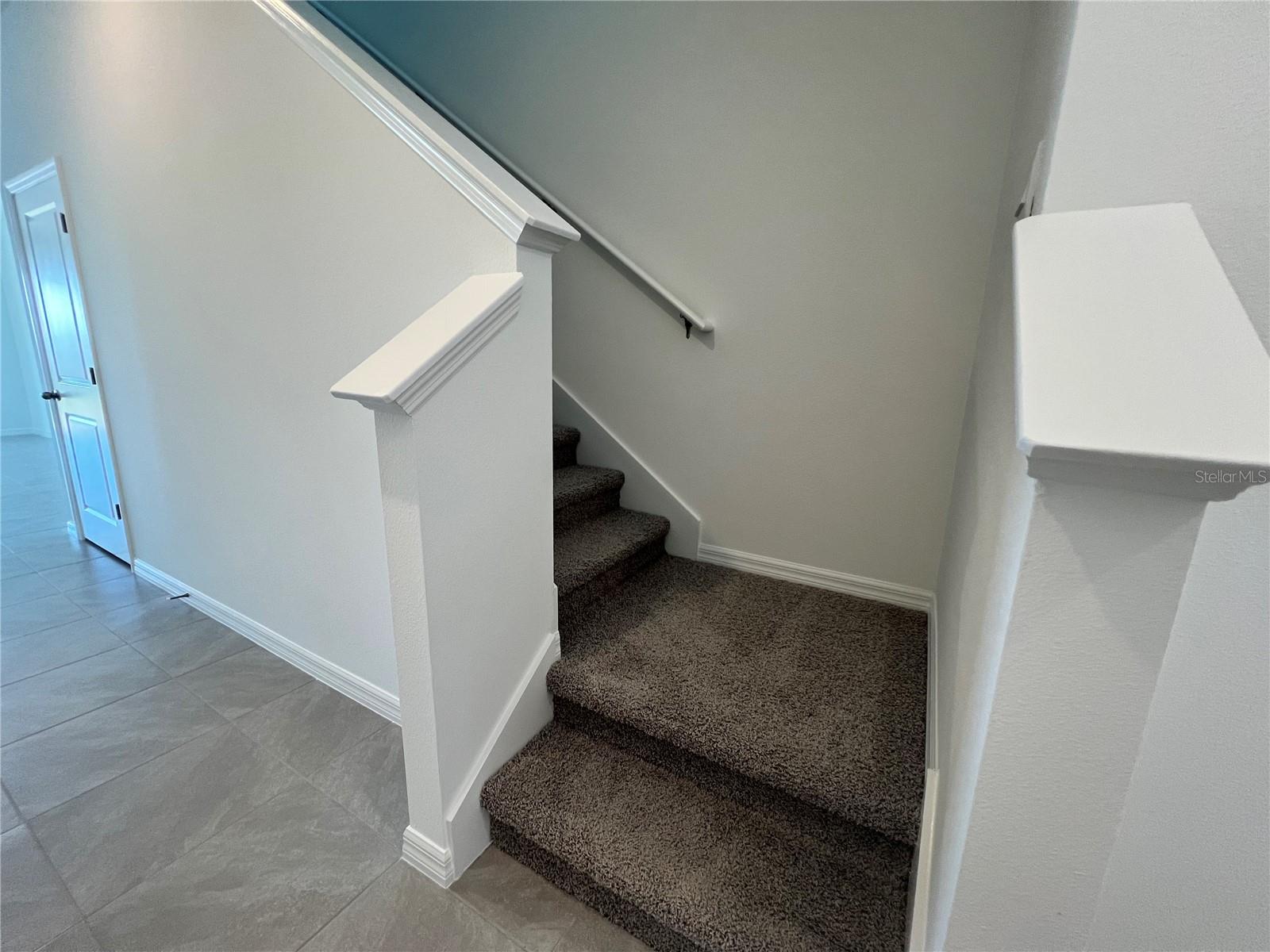 MANGROVE POINT PHASE 1 LOT 1 - Residential Lease