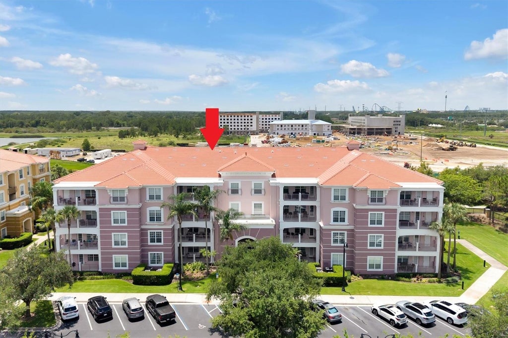 Photo of 5048 Shoreway Loop #10204, Orlando, FL 32819 (MLS # O6428410)