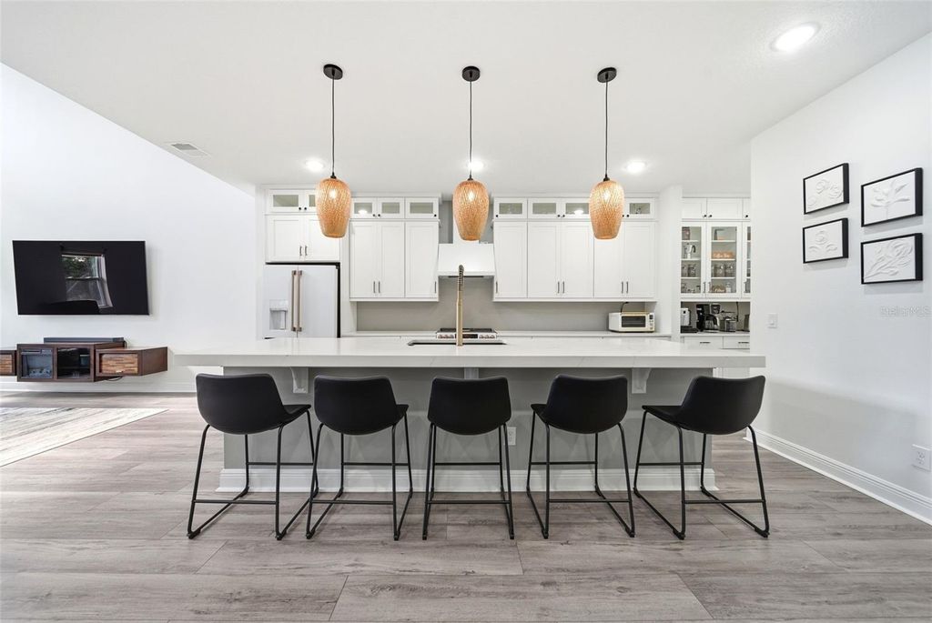 Photo of 9211 Waverly Walk Drive, Orlando, FL 32817 (MLS # O6381265)