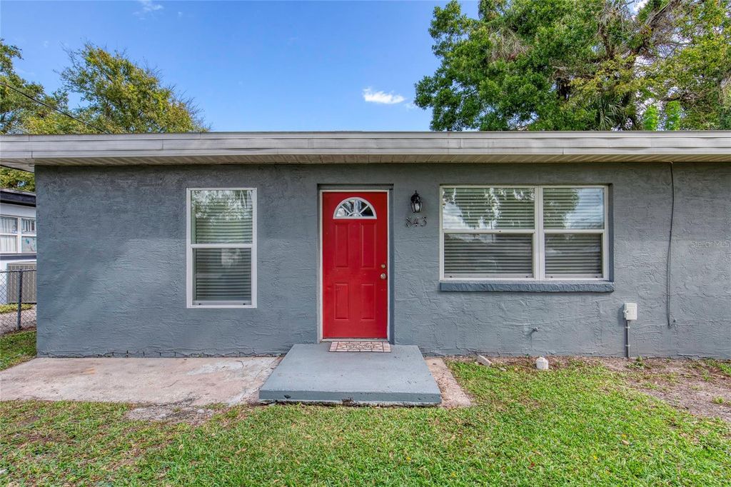 Photo of 843 Niles Street, Daytona Beach, FL 32114 (MLS # V4946782)