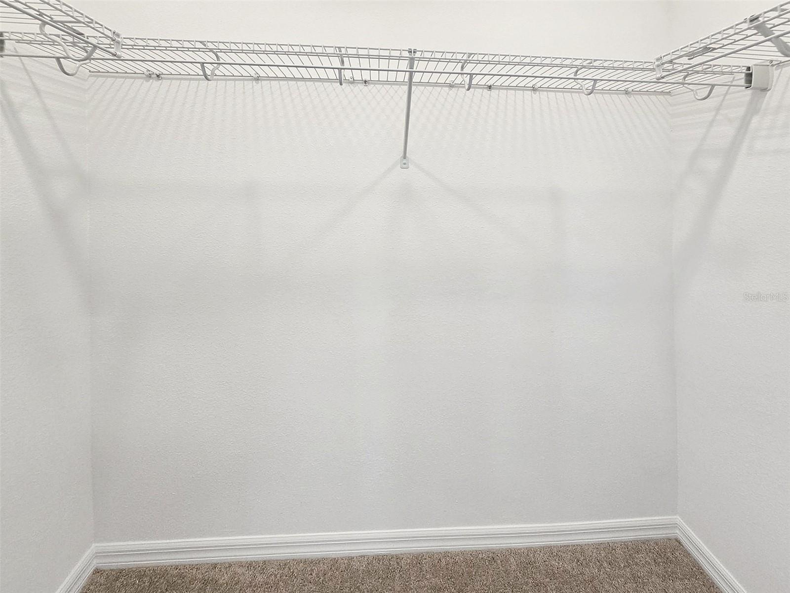 ARTISAN LAKES EDGESTONE NORTH PH I & II - Residential Lease