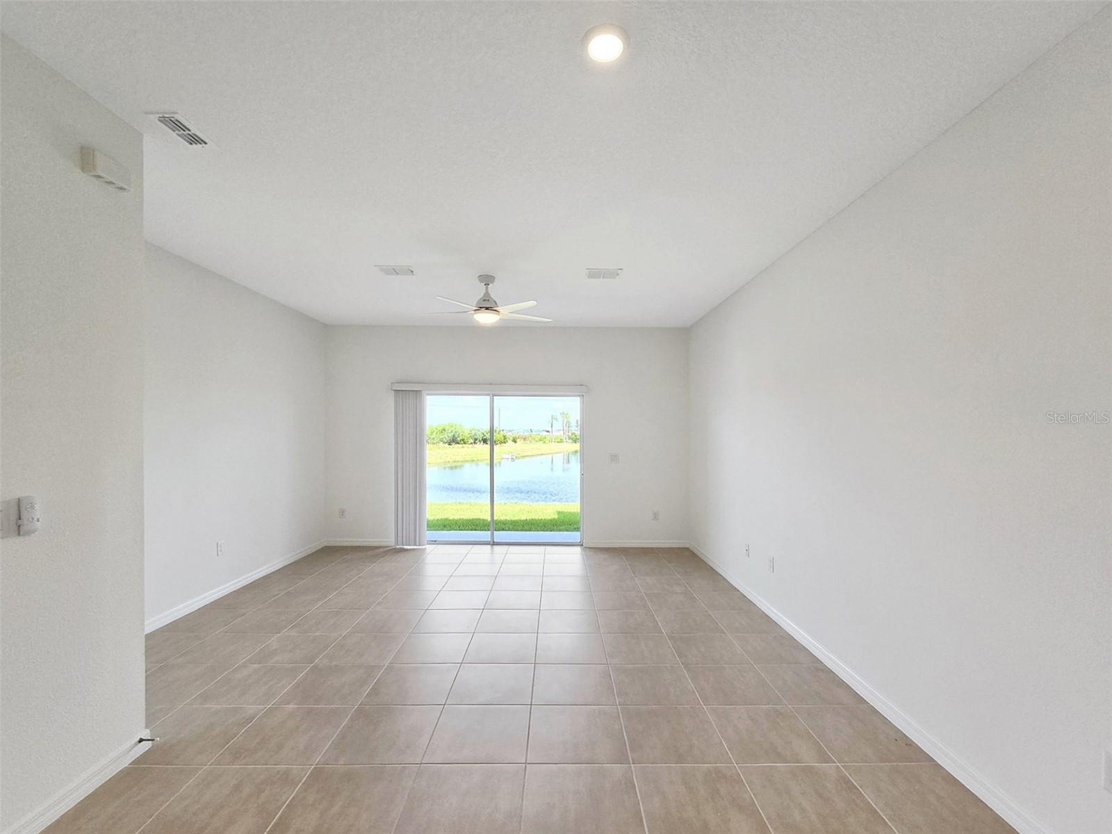 ARTISAN LAKES EDGESTONE NORTH PH I & II - Residential Lease