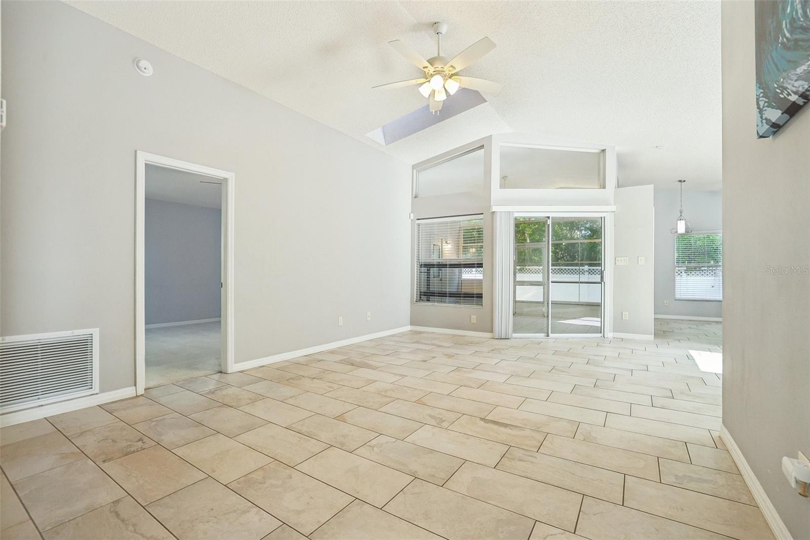 4382 WEEPING WILLOW CIRCLE