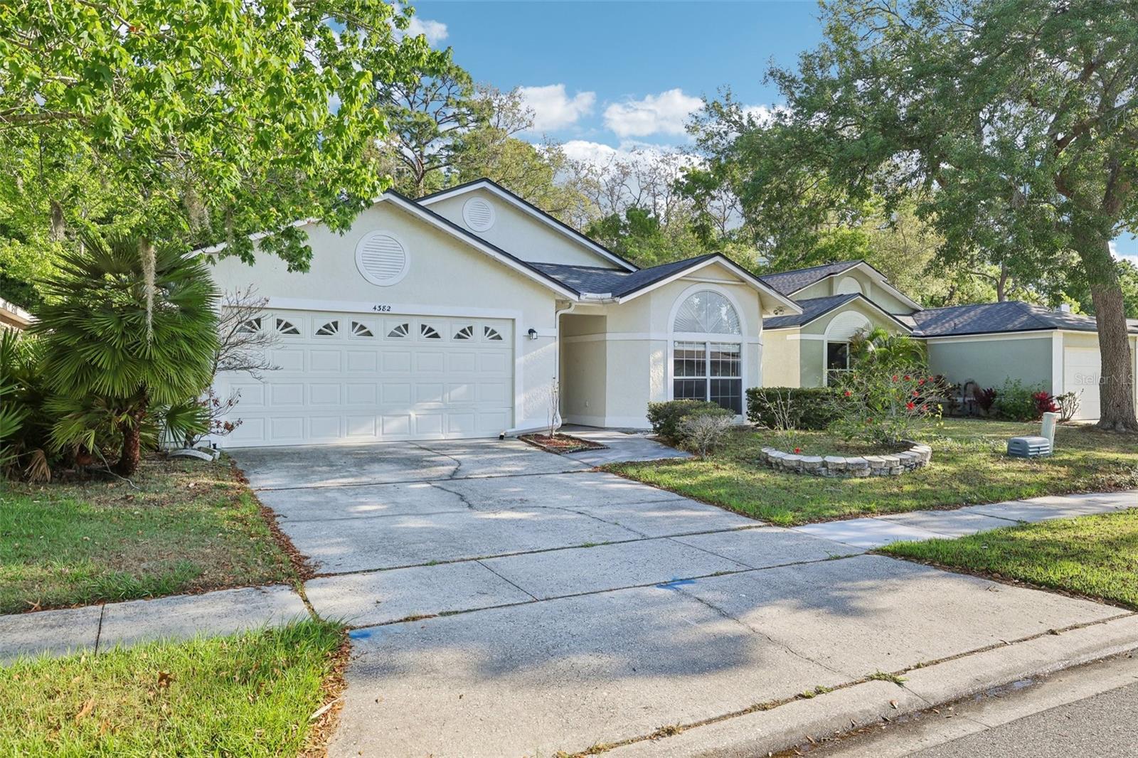 4382 WEEPING WILLOW CIRCLE