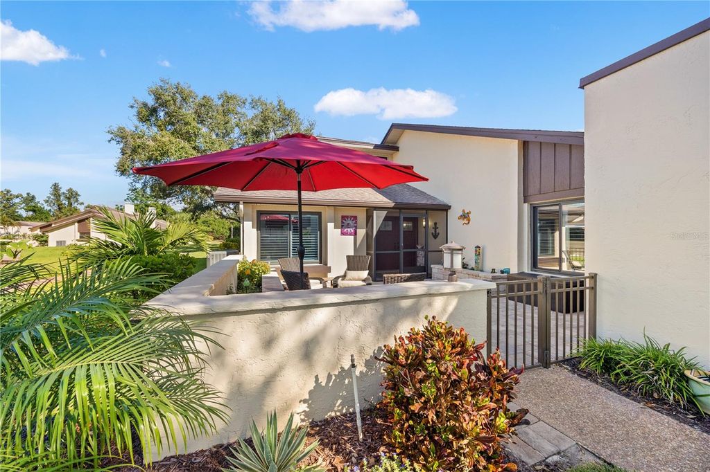 Photo of 4519 La Jolla Drive, Bradenton, FL 34210 (MLS # A4670888)