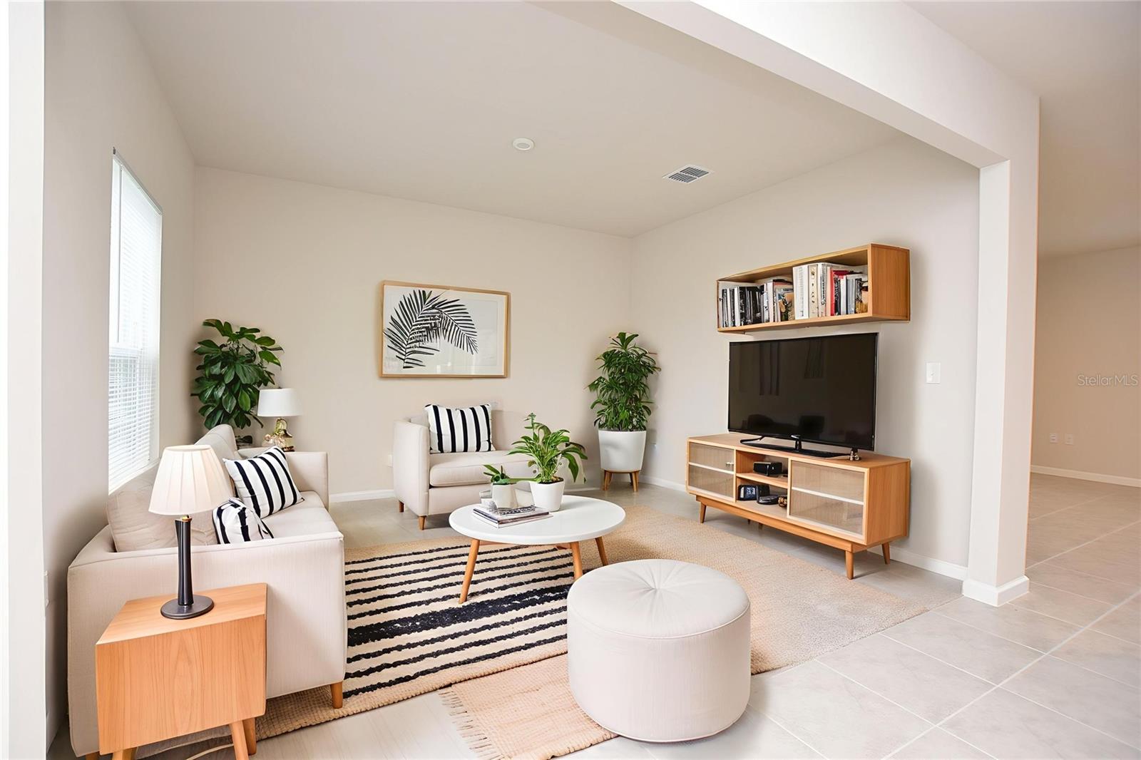 CRYSTAL LAKE PRESERVE - Residential Lease