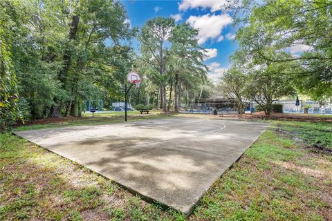 A home in WINTER SPRINGS