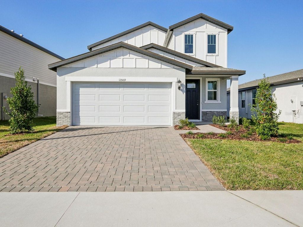 Photo of 13509 Shellmore Avenue, Palmetto, FL 34221 (MLS # TB8488190)