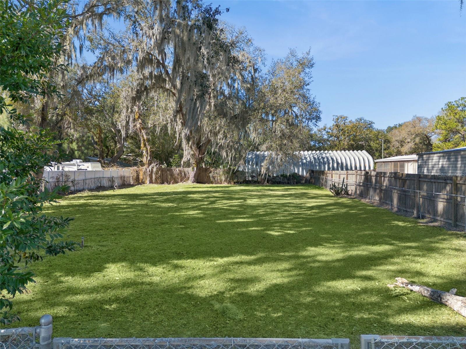 ACREAGE & UNREC - Land