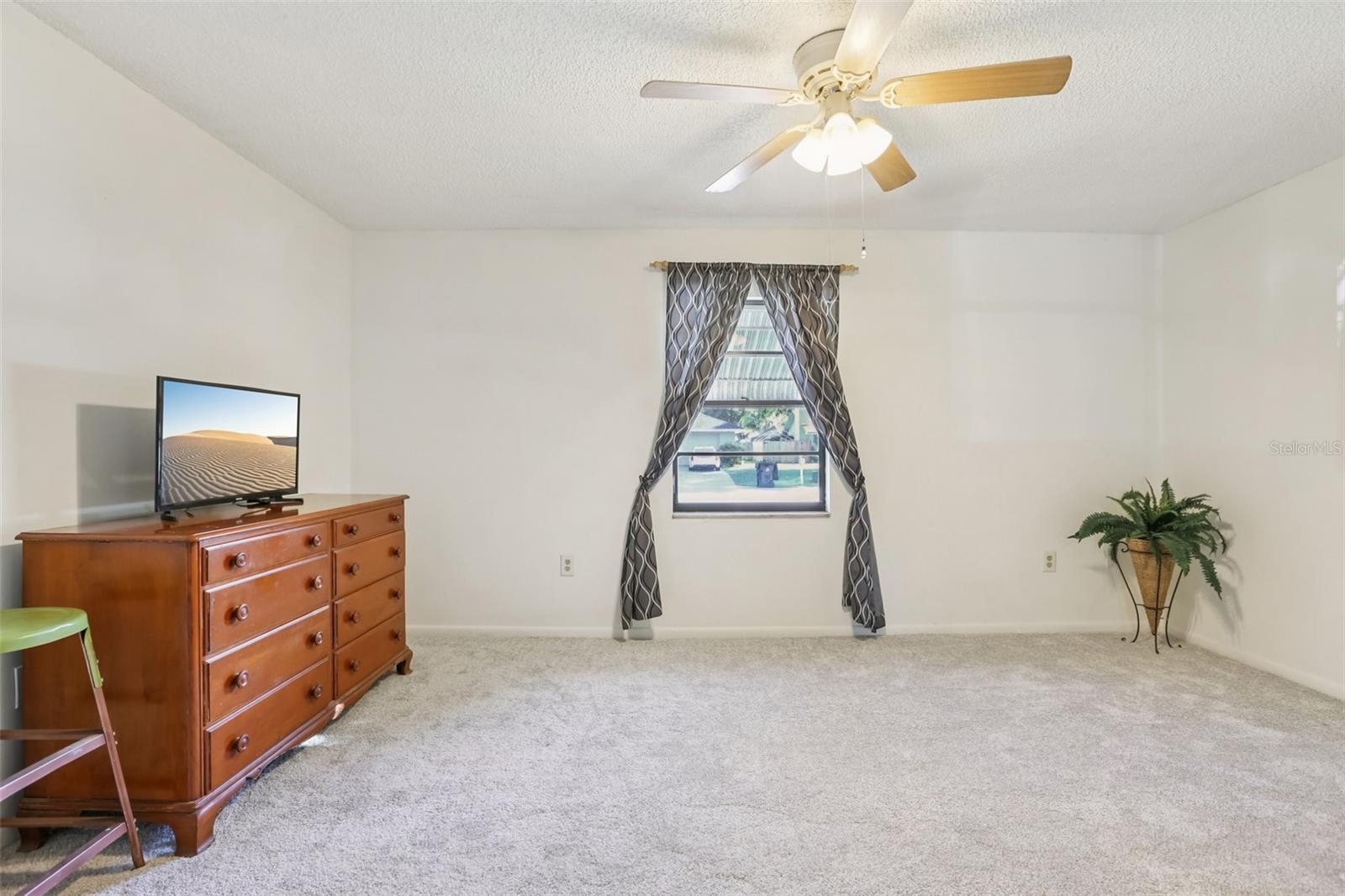 JOHNSON HEIGHTS - Residential