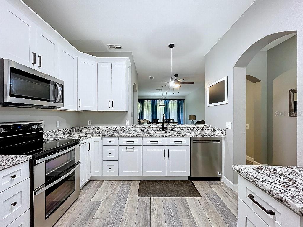 TOWNHOMES AT SABAL POINTE - Residential