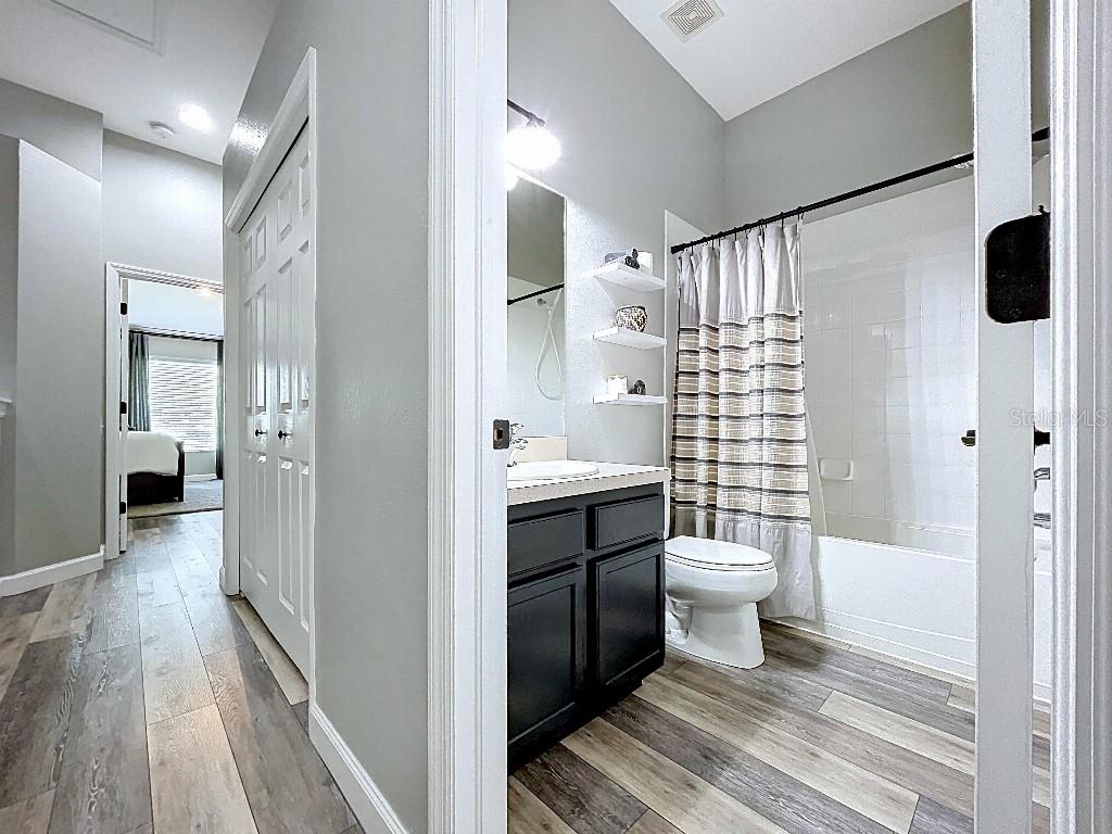 TOWNHOMES AT SABAL POINTE - Residential