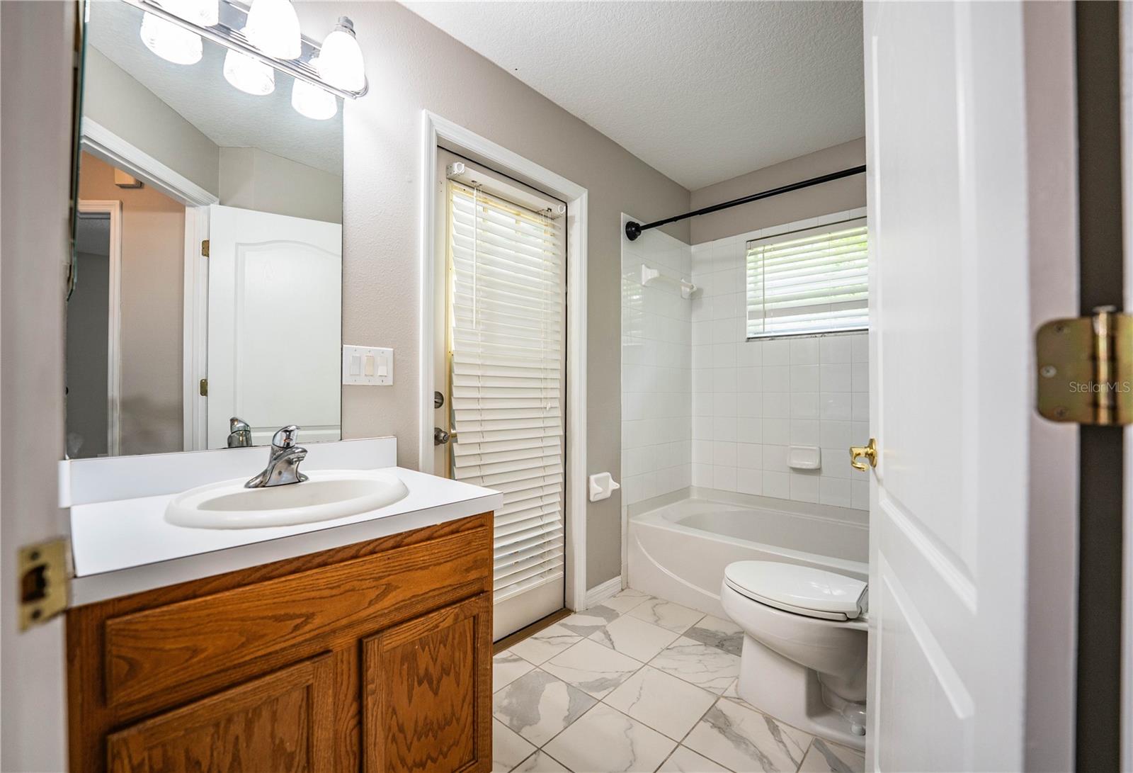 HERITAGE ISLES PH 3D - Residential