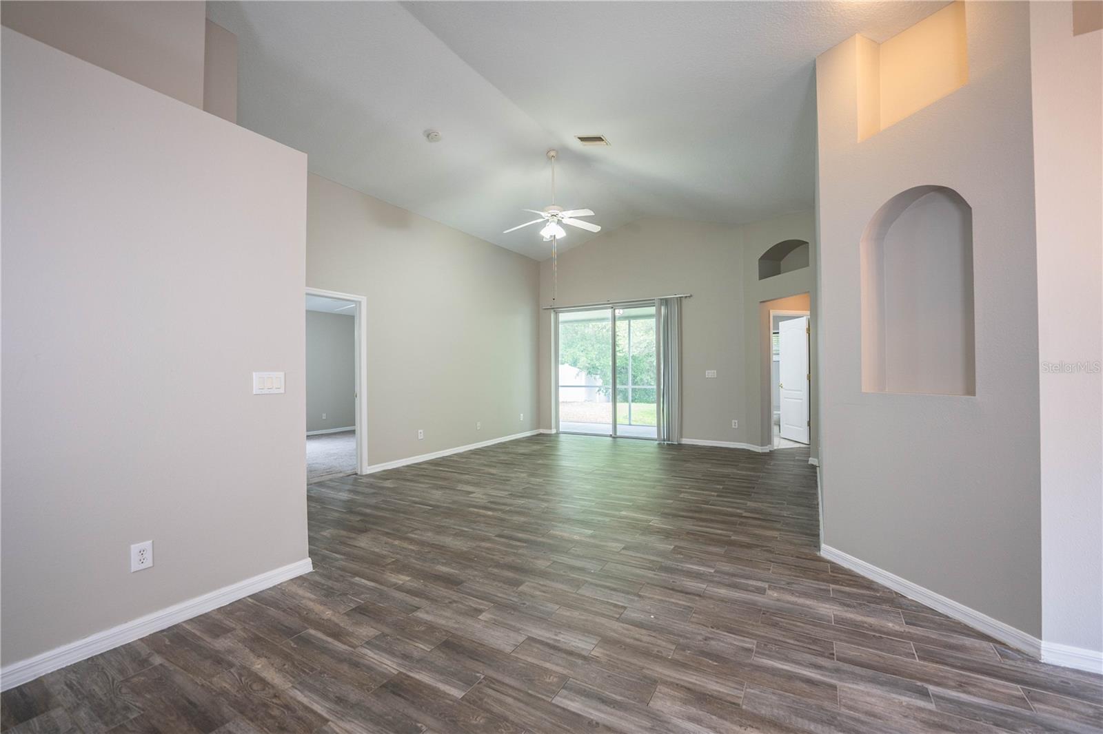 HERITAGE ISLES PH 3D - Residential