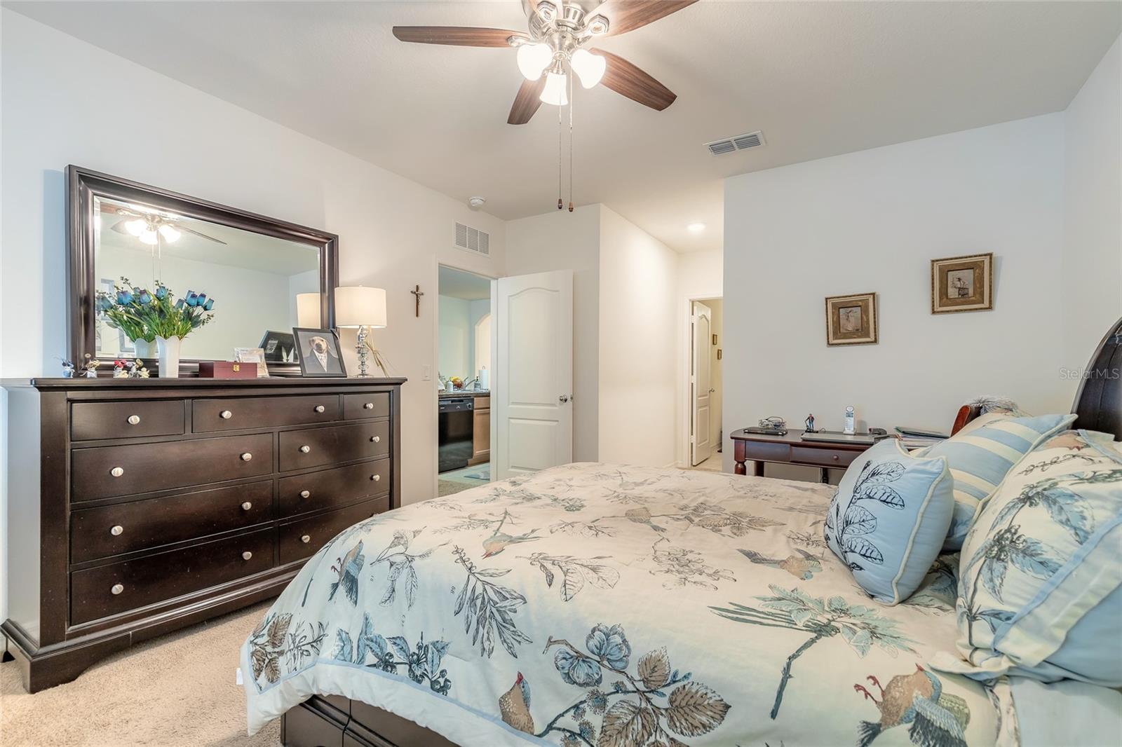 FISHERMANS COVE - Residential