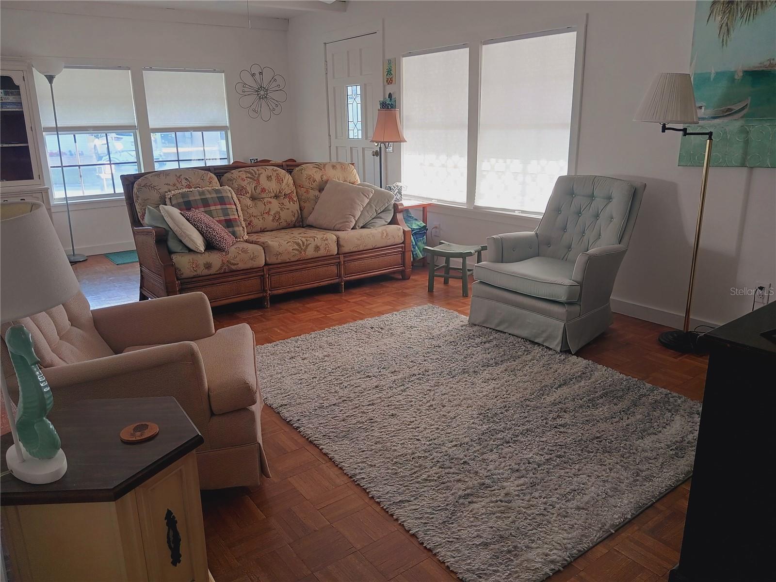 TRI-PAR ESTATES - Residential