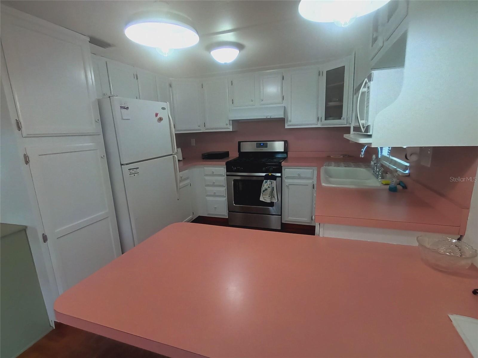 TRI-PAR ESTATES - Residential