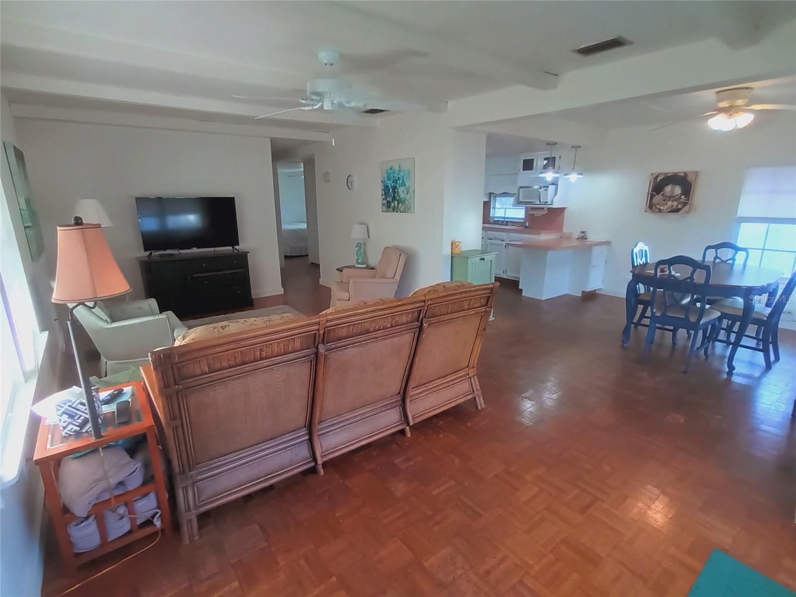 TRI-PAR ESTATES - Residential