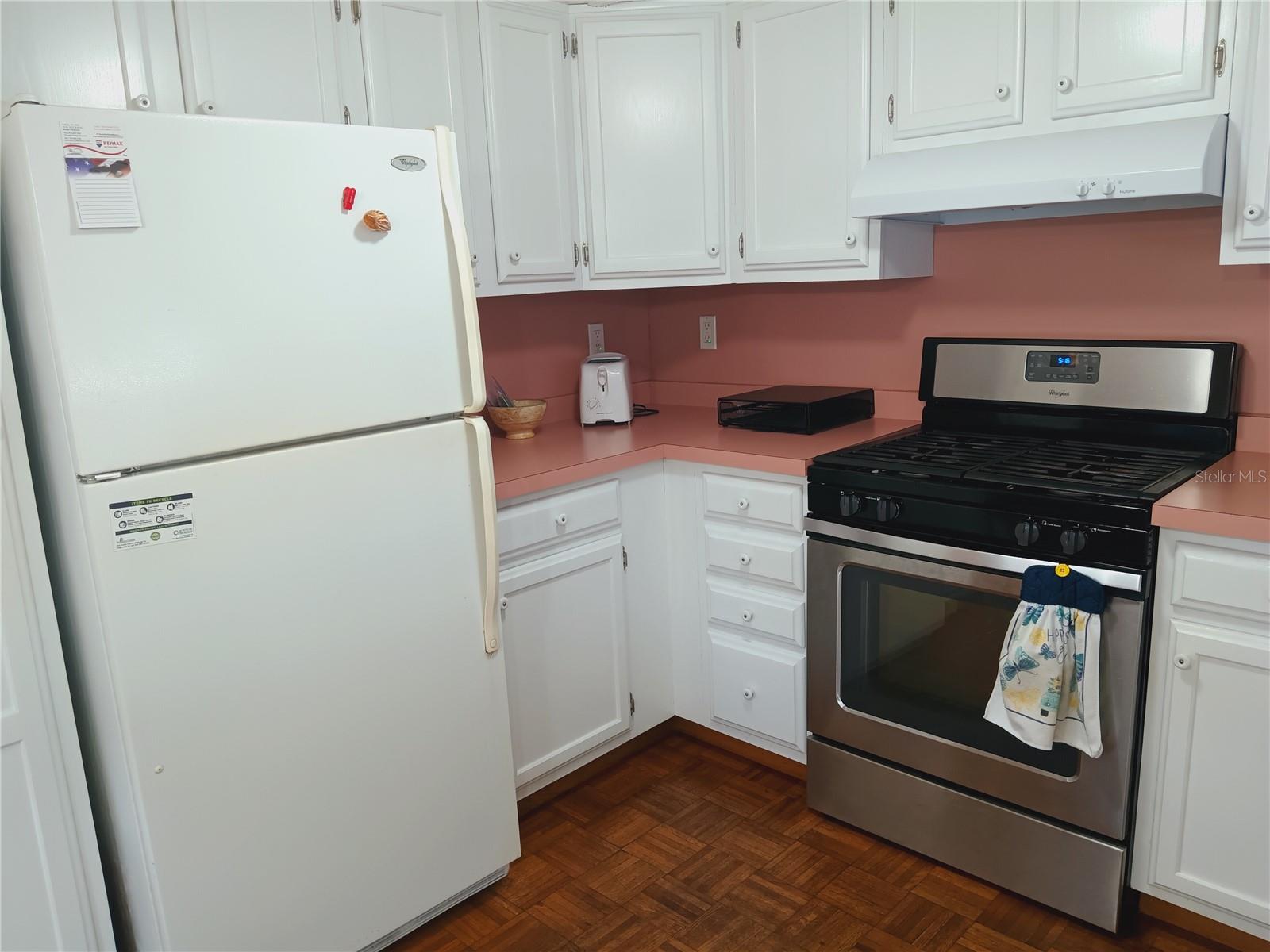 TRI-PAR ESTATES - Residential