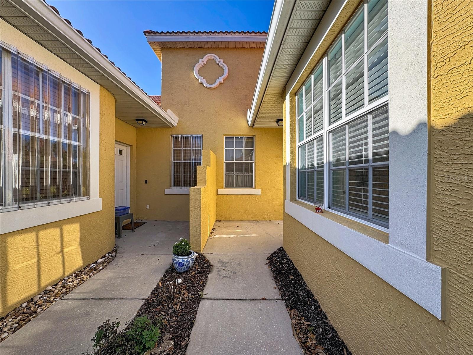 SPANISH POINT - Residential