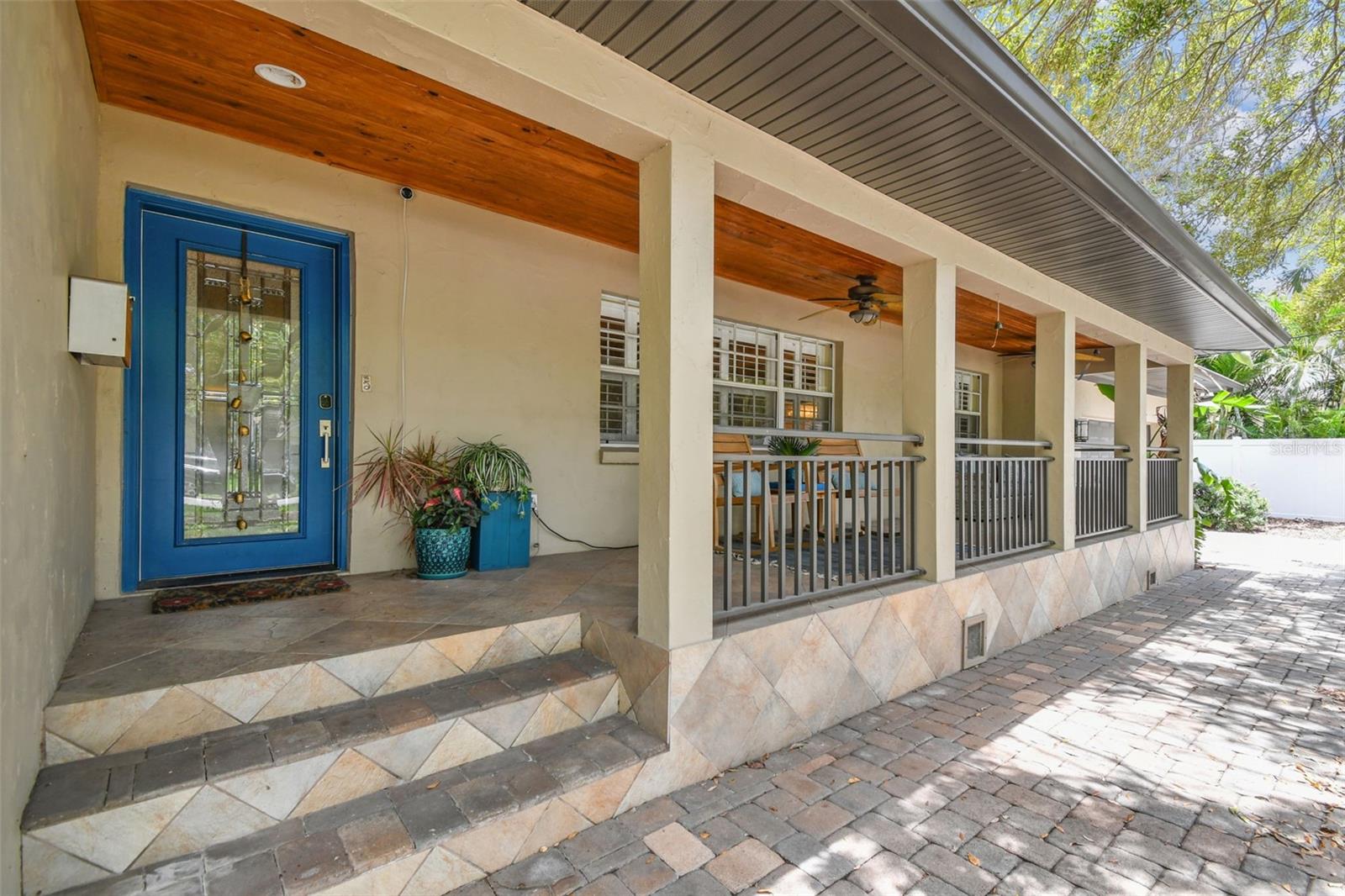 563 MADEIRA AVENUE