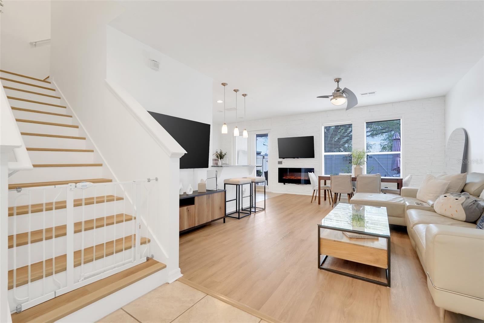 STRATFORD GREEN - Residential