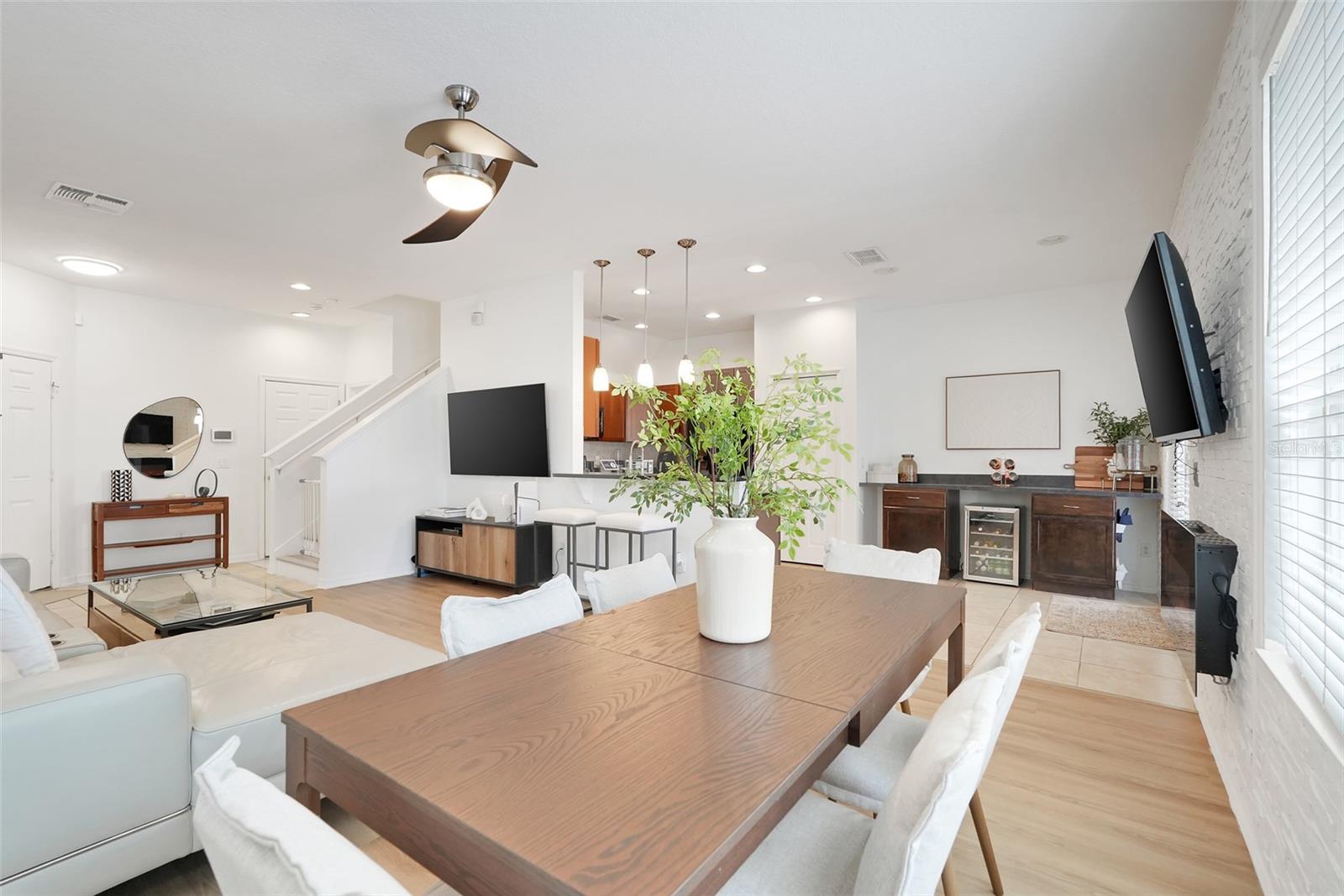 STRATFORD GREEN - Residential