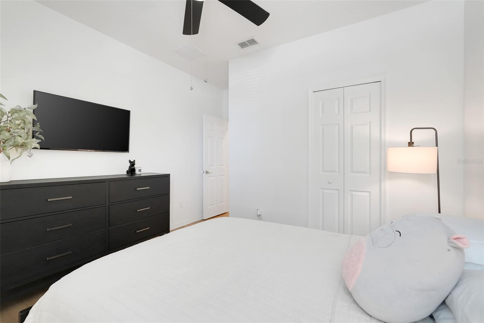 STRATFORD GREEN - Residential