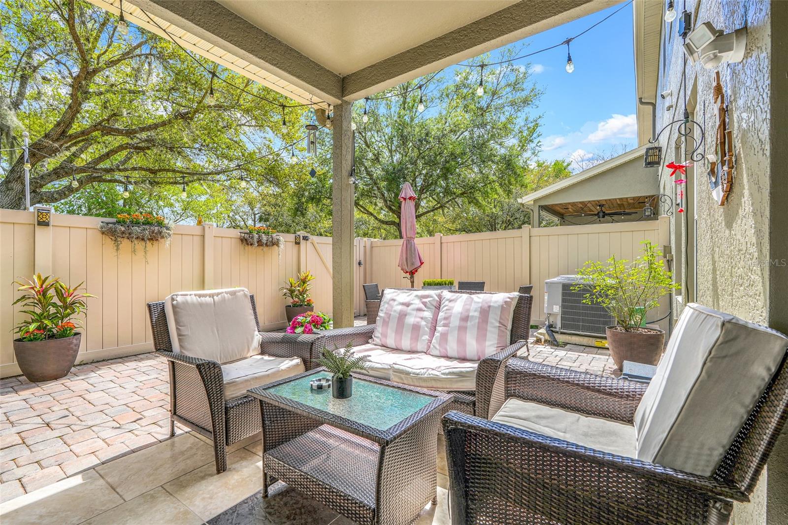 STRATFORD GREEN - Residential