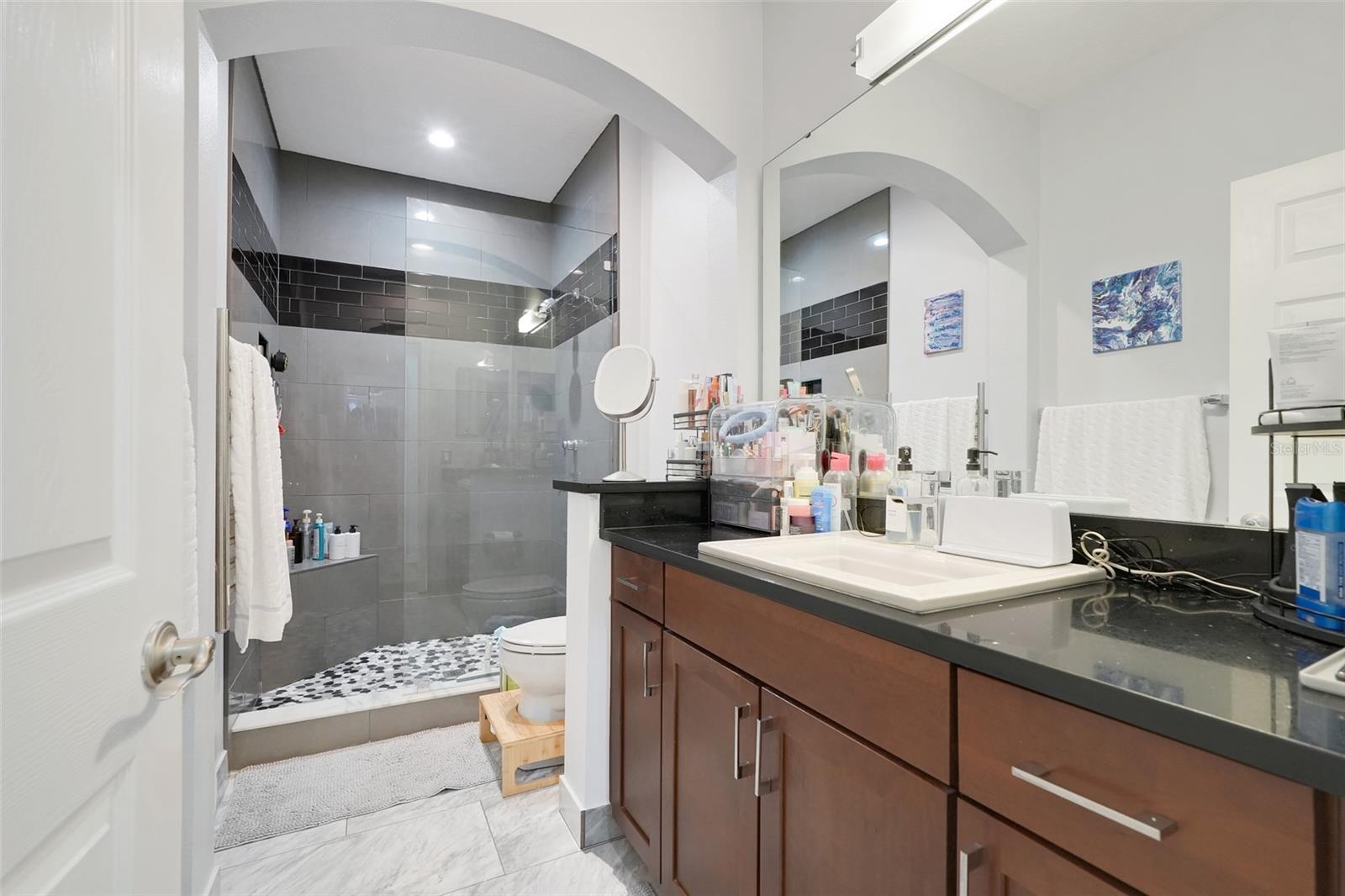 STRATFORD GREEN - Residential