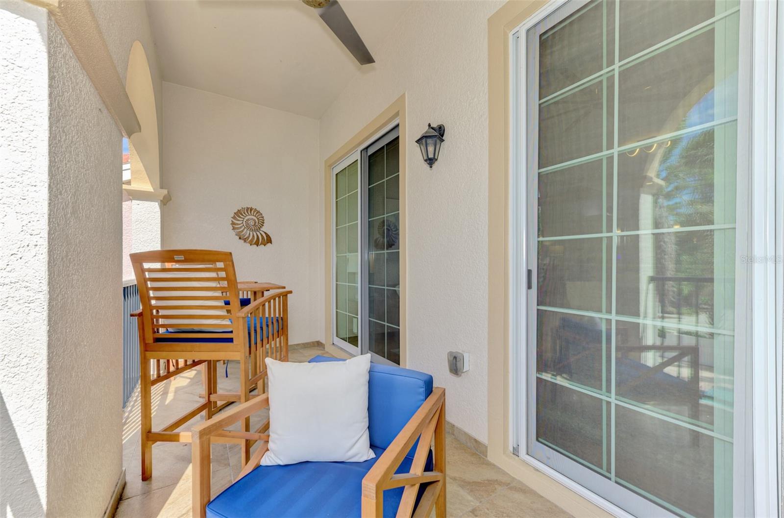 ISLAND COURT VENICE - Residential