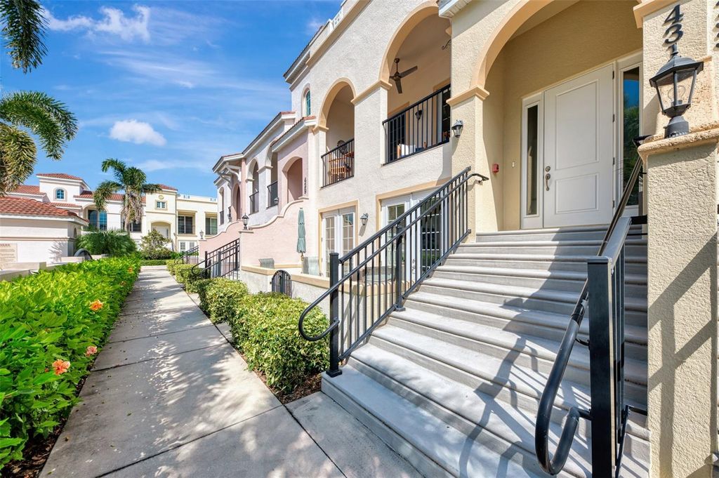 Photo of 431 Nokomis Avenue S #314, Venice, FL 34285 (MLS # N6141037)
