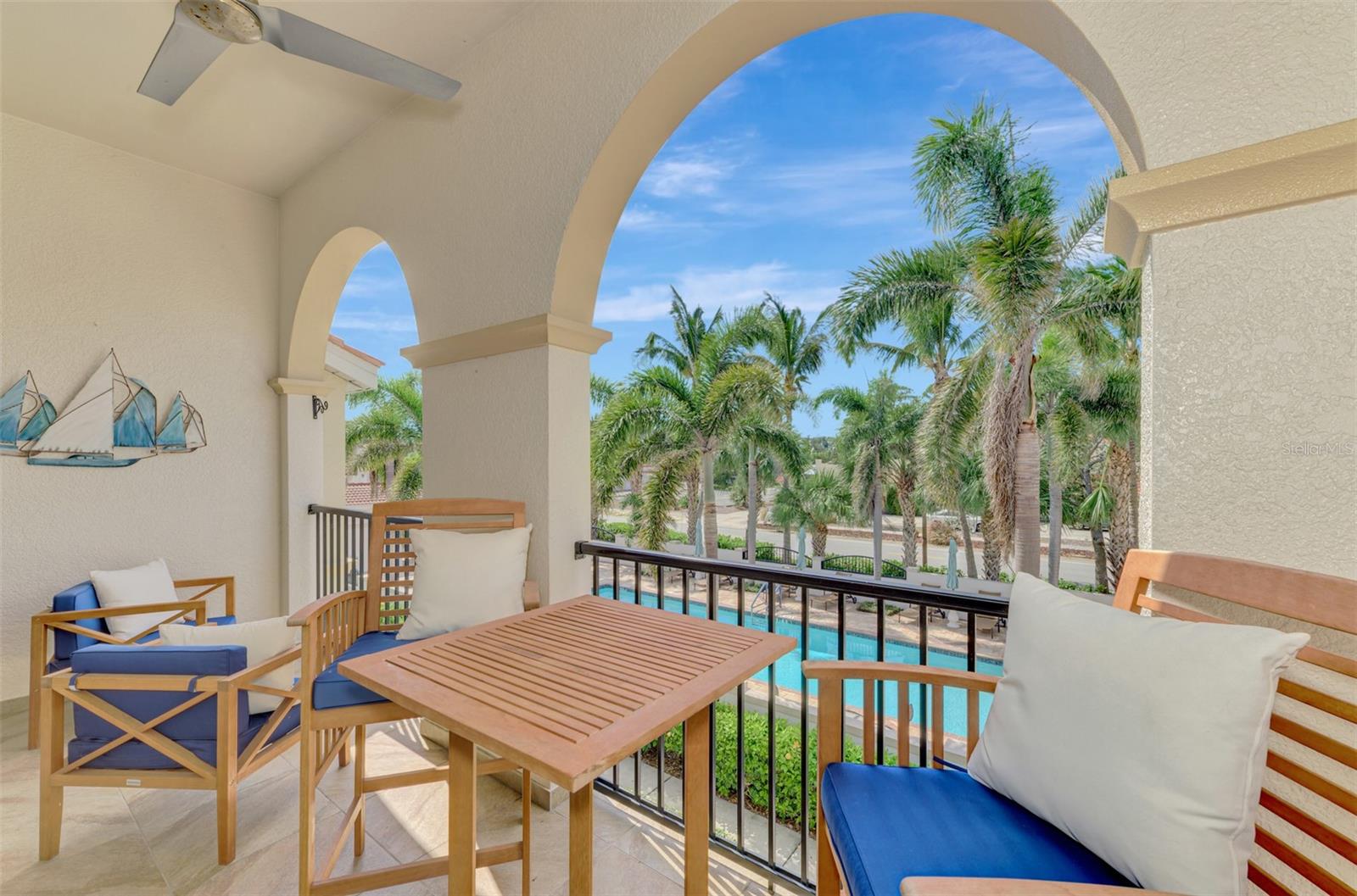 ISLAND COURT VENICE - Residential