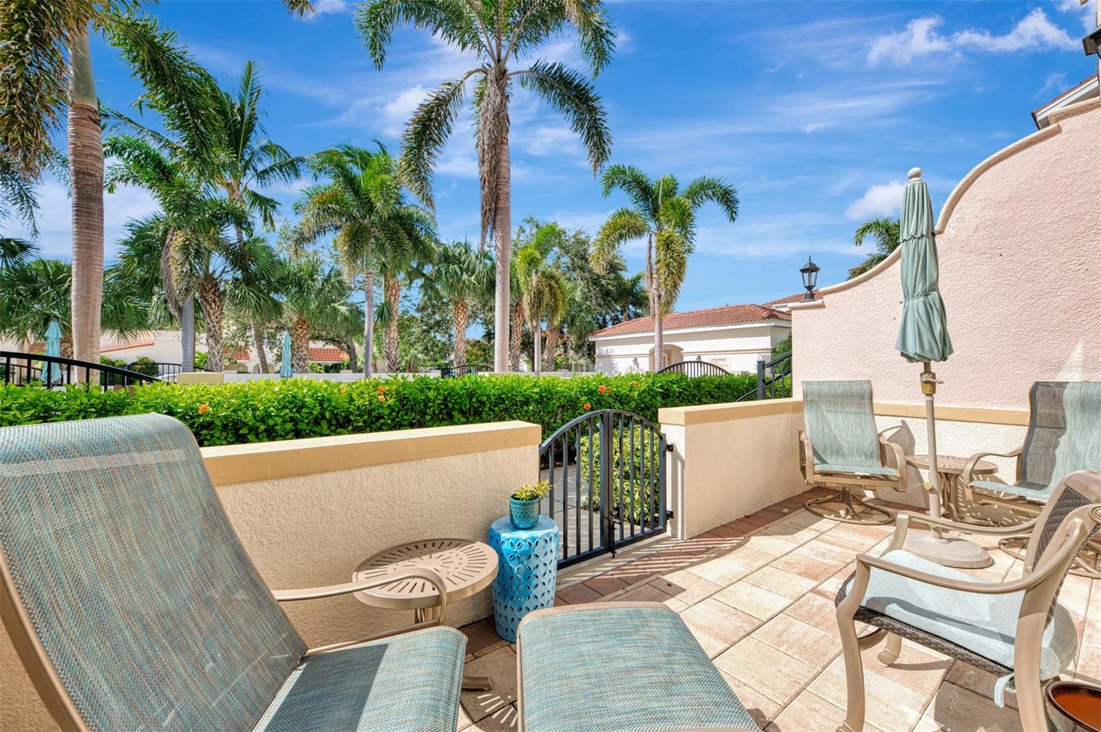 ISLAND COURT VENICE - Residential