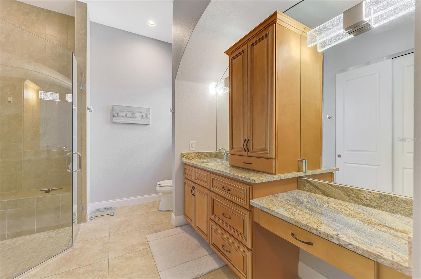 ISLAND COURT VENICE - Residential