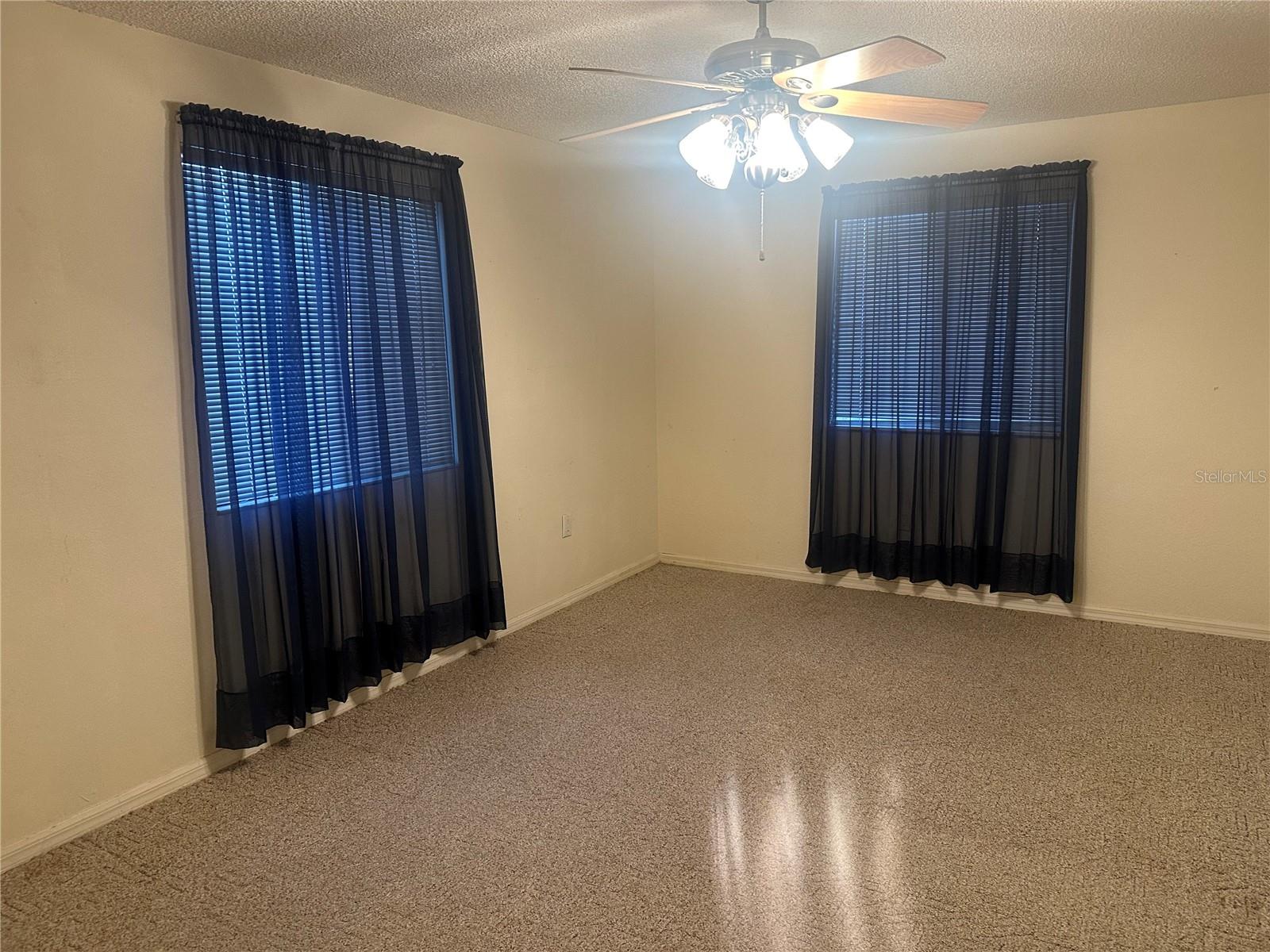 OAK RUN NBRHD 04 - Residential