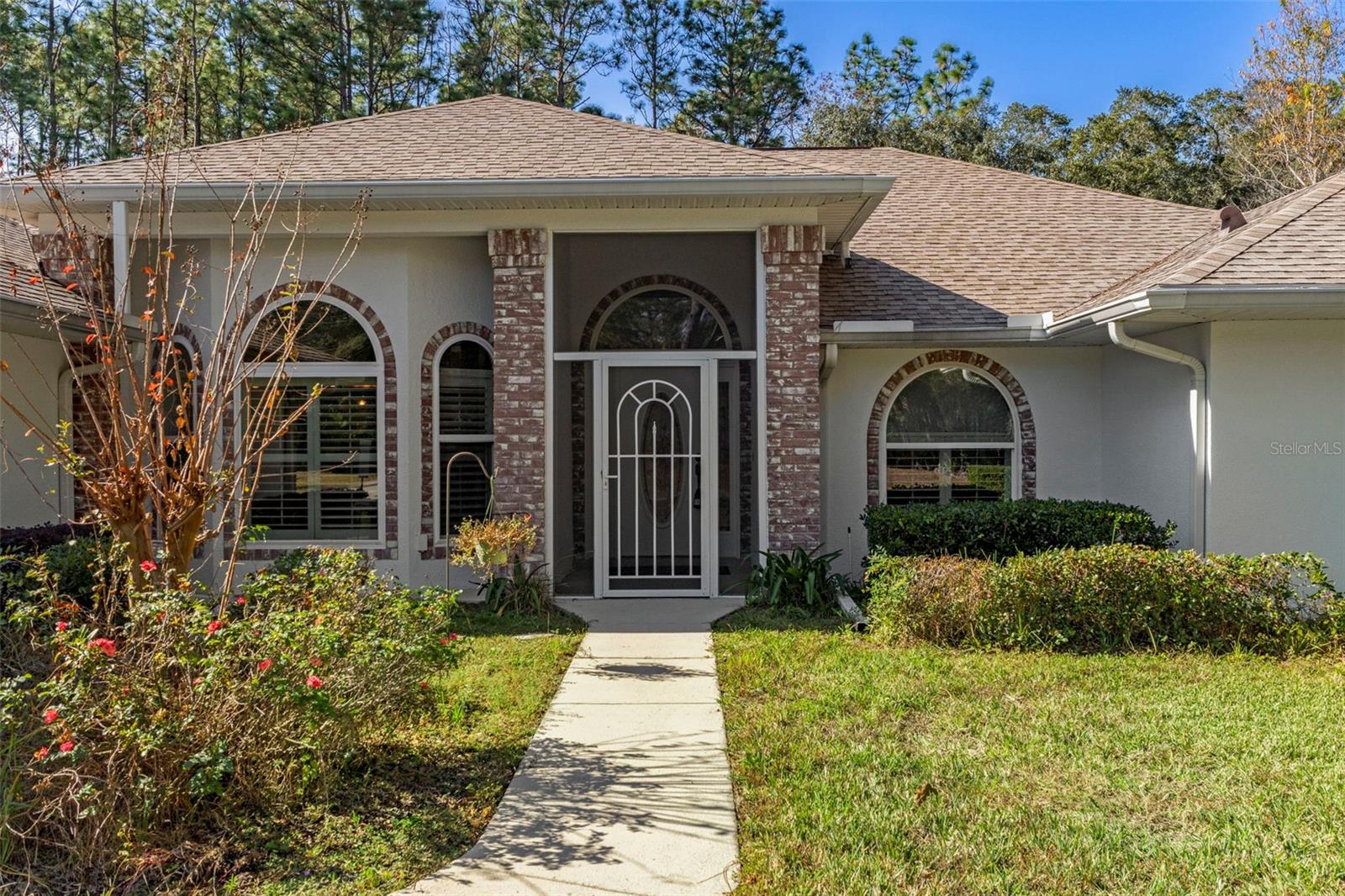 5554 N LAMP POST DRIVE