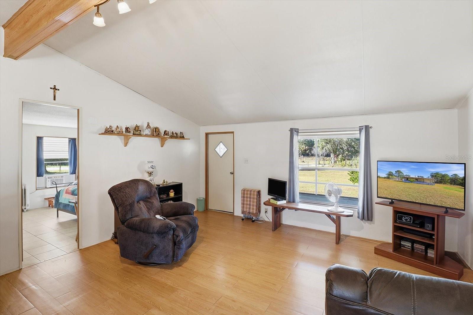 LAKE ROUSSEAU ACRES UNREC SUB - Residential