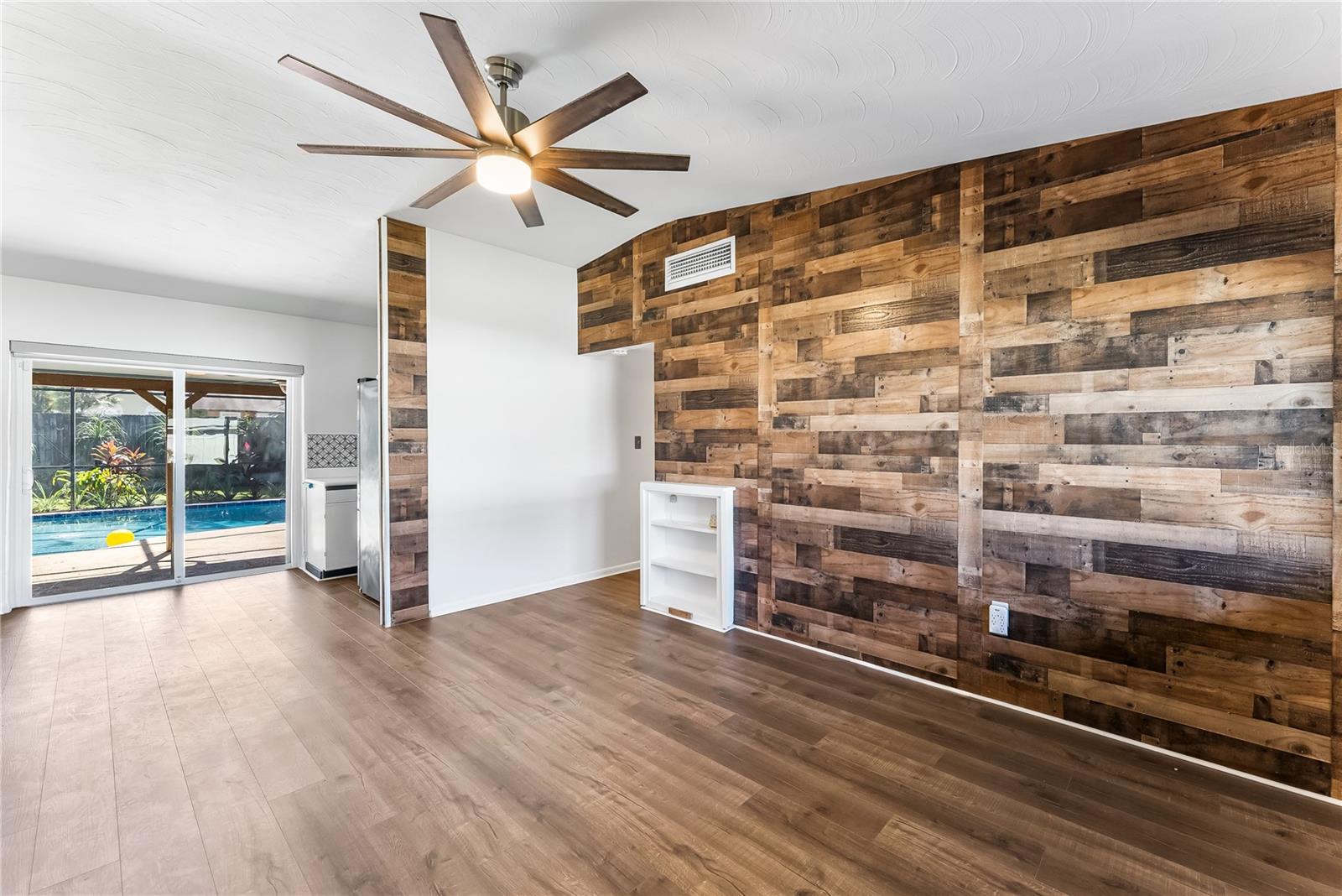 SILVER BEACH SUB - Residential