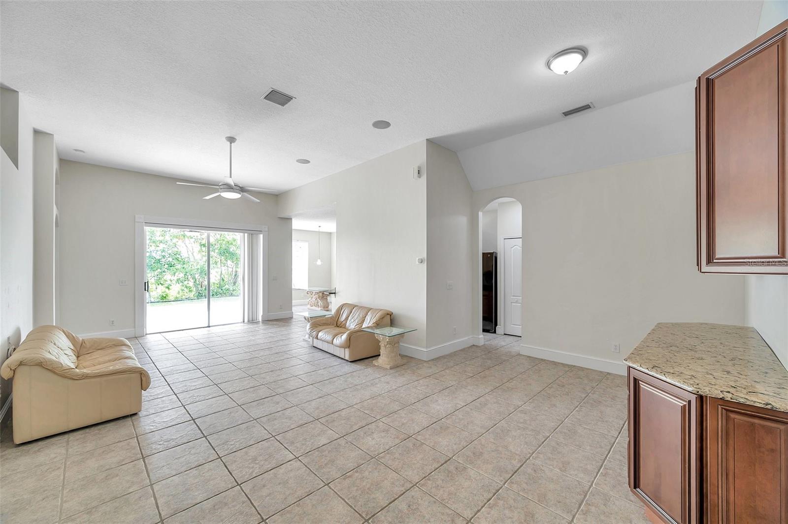 LAKEVIEW VILLAGE SEC M - Residential Lease