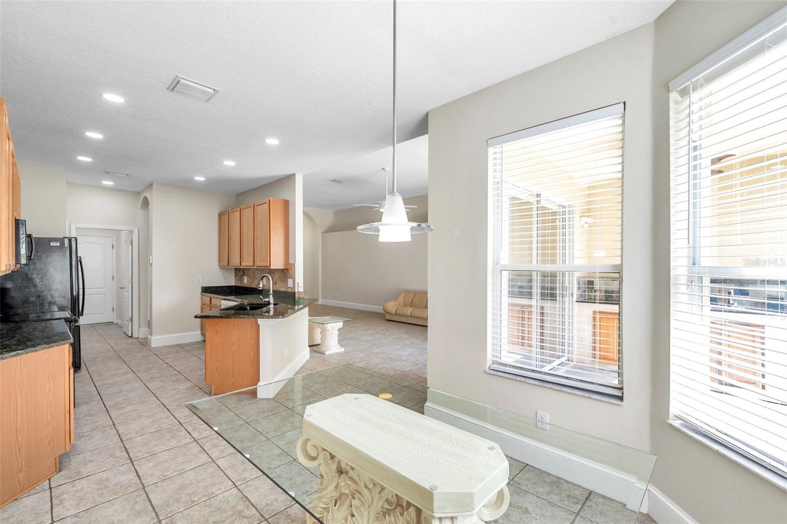 LAKEVIEW VILLAGE SEC M - Residential Lease