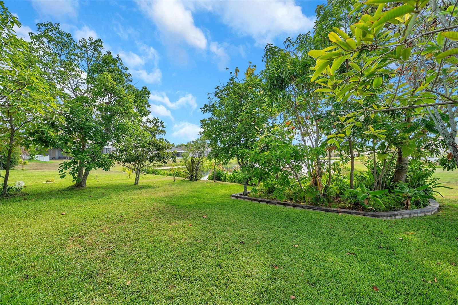 LAKEVIEW VILLAGE SEC M - Residential Lease