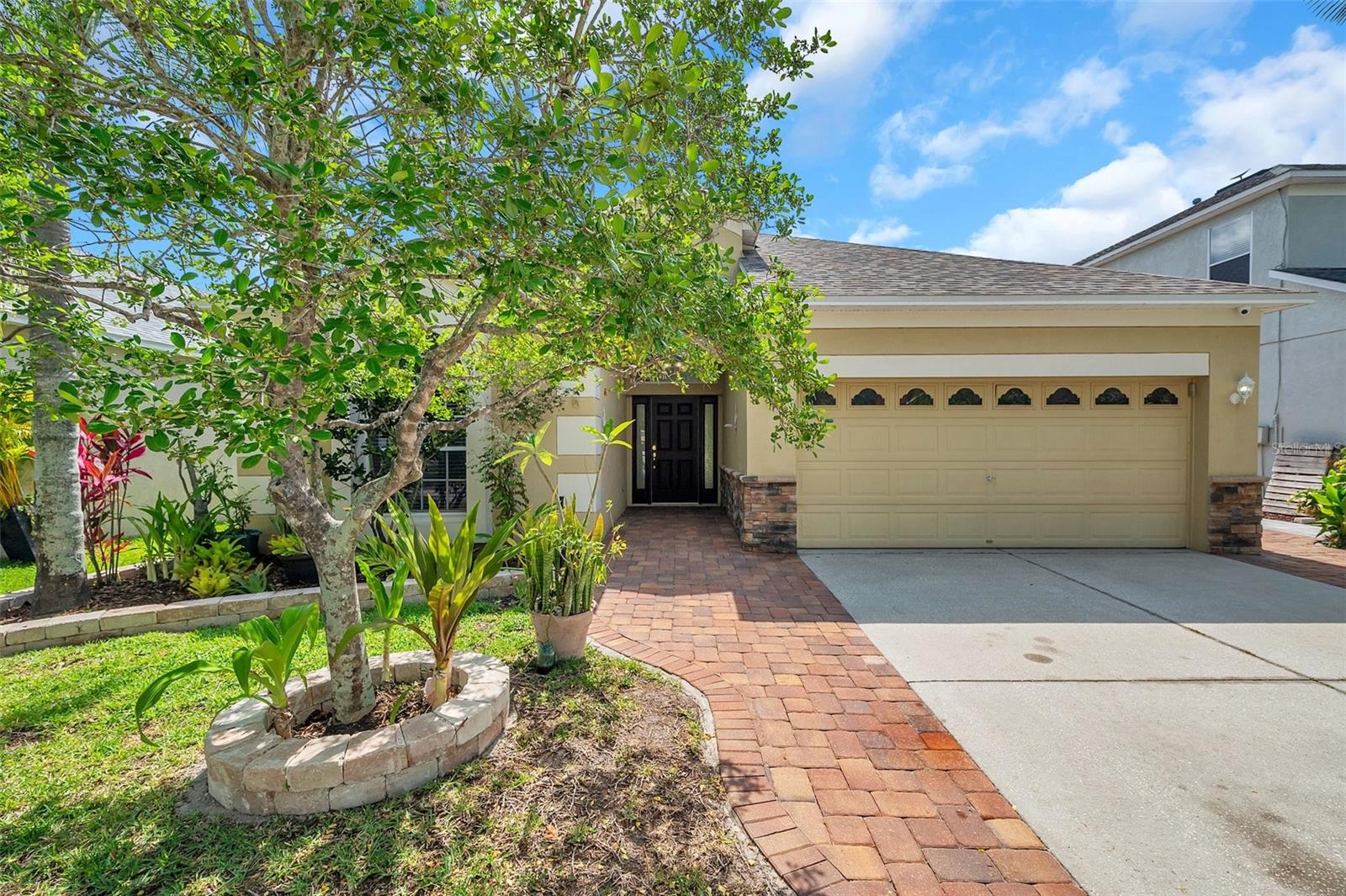 LAKEVIEW VILLAGE SEC M - Residential Lease