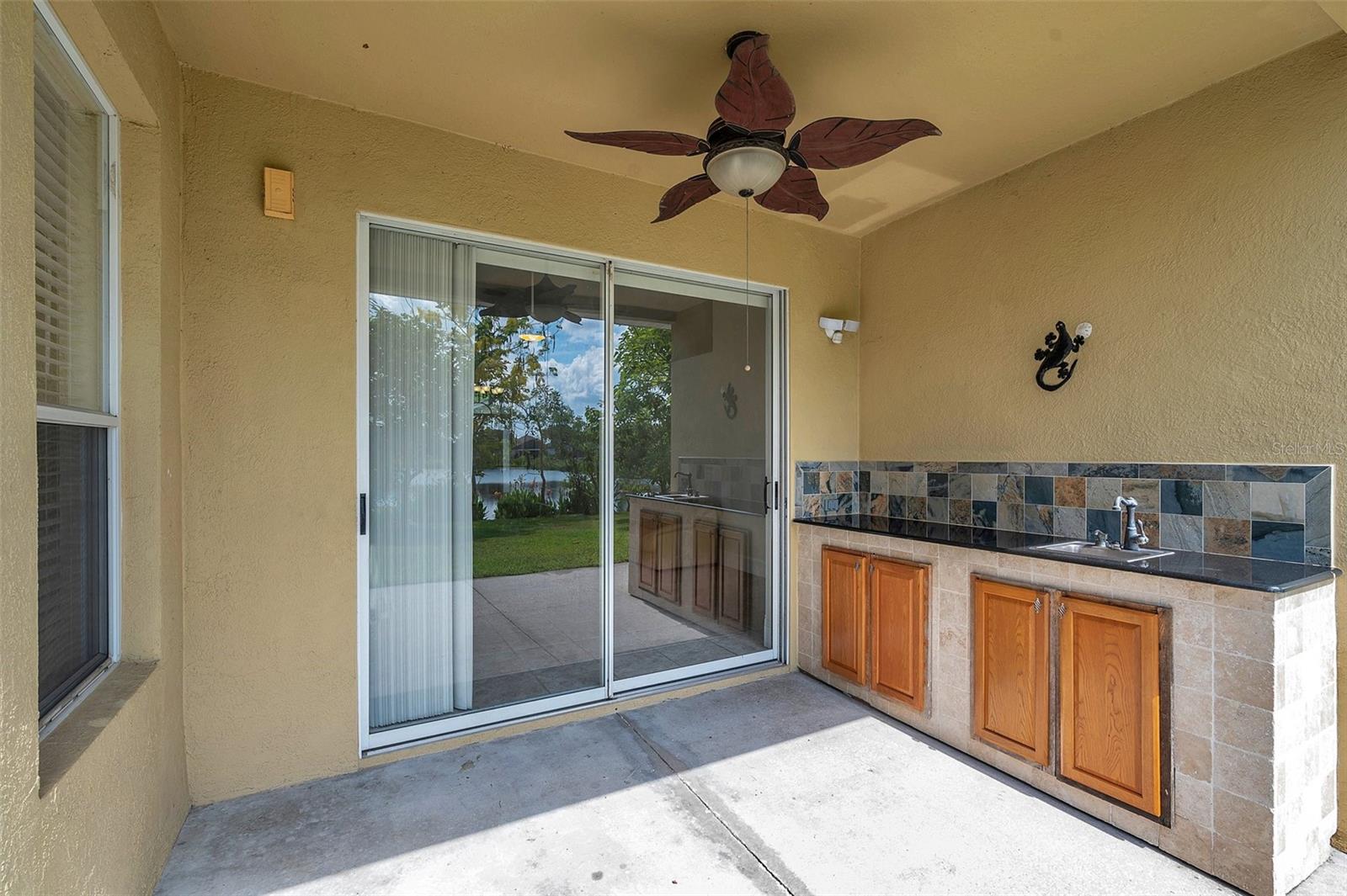 LAKEVIEW VILLAGE SEC M - Residential Lease