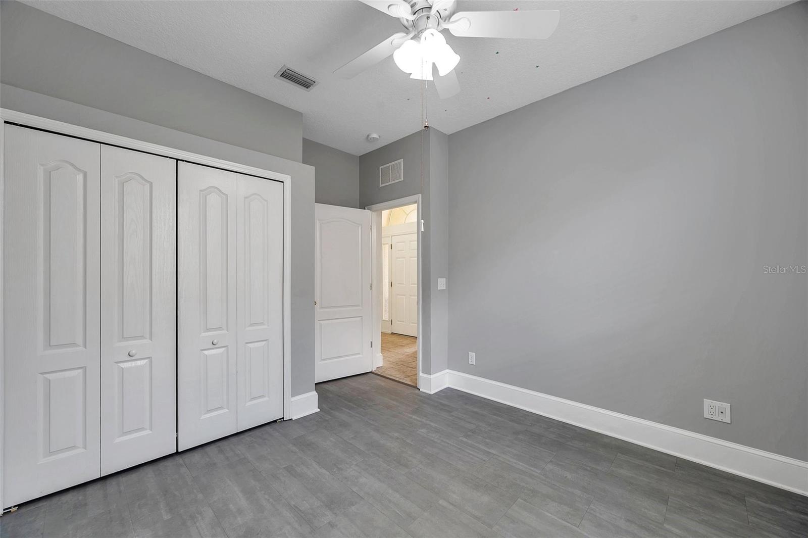 LAKEVIEW VILLAGE SEC M - Residential Lease