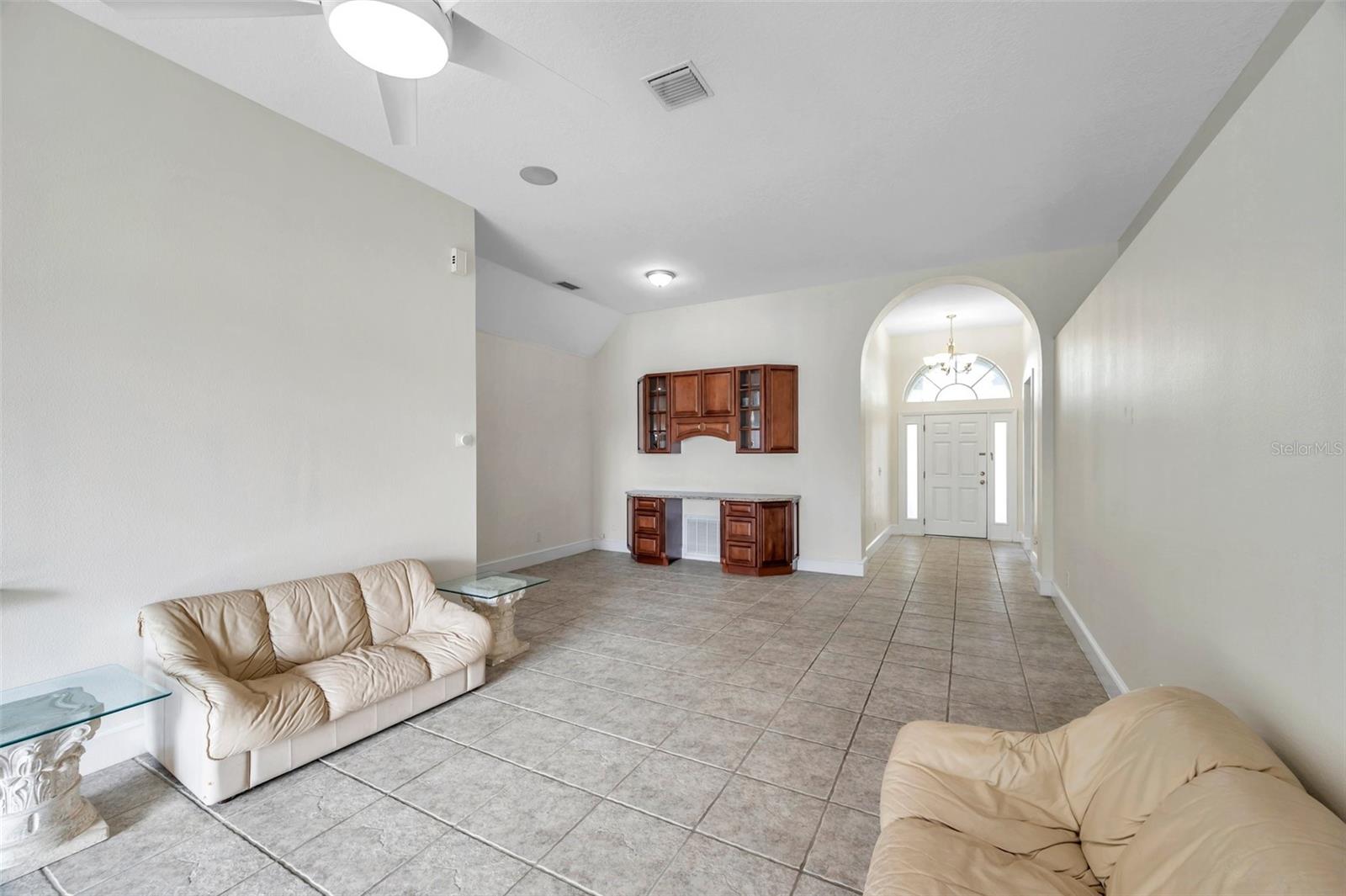 LAKEVIEW VILLAGE SEC M - Residential Lease