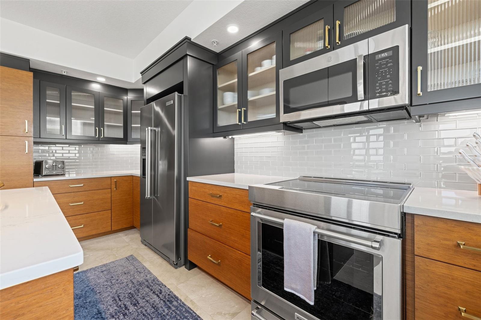GRANDE ON SAND KEY CONDO - Residential